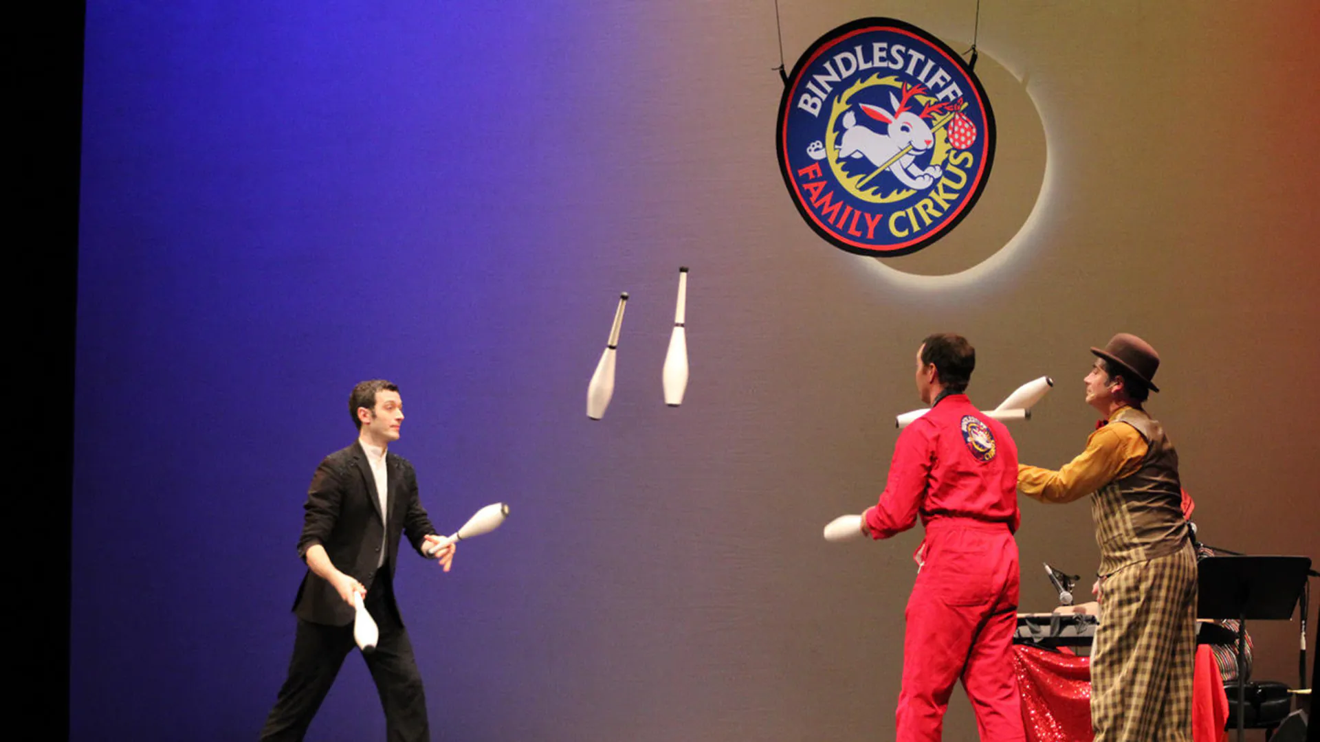 2026澳洲幸运5结果官网®号码查询记录-最新彩票澳洲5五预测结果体彩168-Grunin Center for the Arts Presents the Bindlestiff Family Cirkus Trio